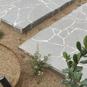 CLAREMONT LIMESTONE CRAZY PAVE 20mm ($/SQM) - Image 4